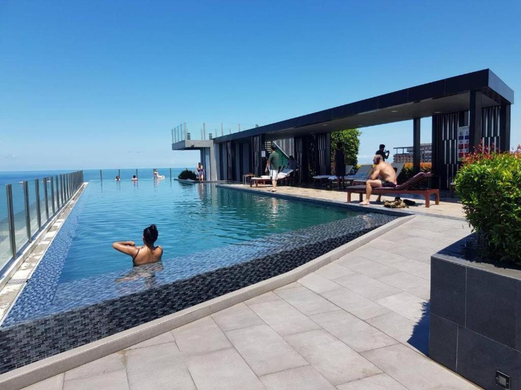 The Base Central Pattaya By Adam Exterior foto
