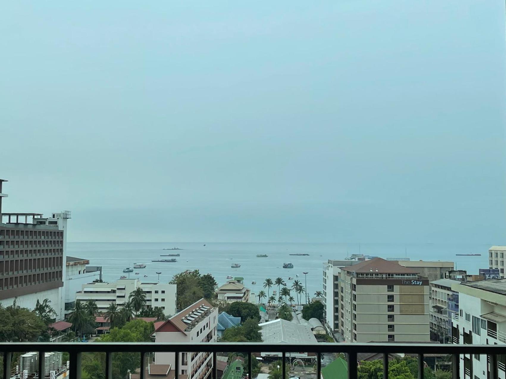 The Base Central Pattaya By Adam Exterior foto